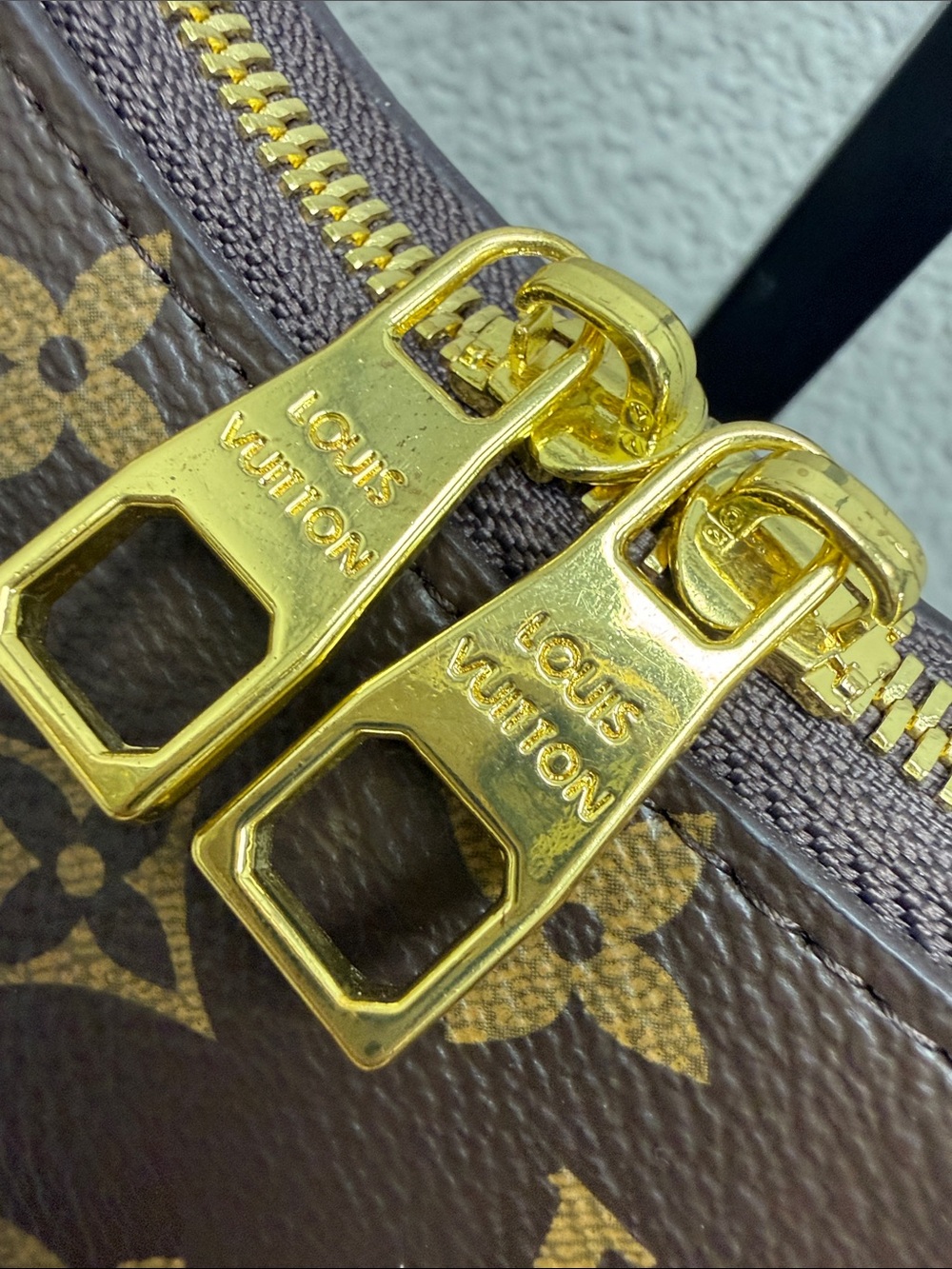 Source Unknown LV Brown Monogram Boulogne PM - Picture 5 of 15
